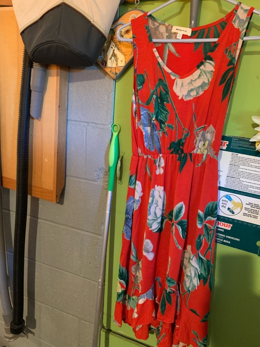 Hailey & Co. Bright Red Floral Midi Dress Size Small